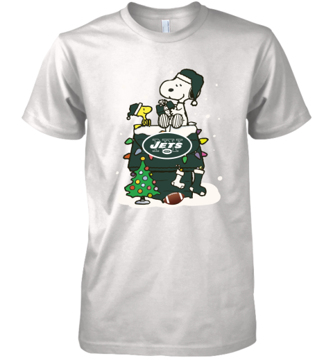 A Happy Christmas With New York Jets Snoopy Premium Men's T-Shirt
