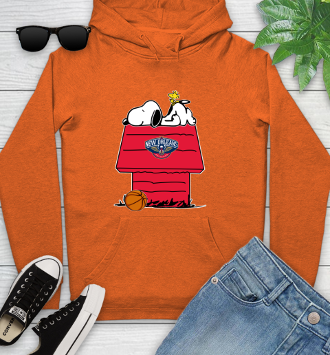 New Orleans Pelicans NBA Basketball Snoopy Woodstock The Peanuts Movie Youth Hoodie 5