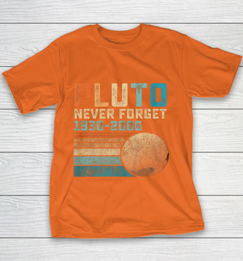 Pluto Never Forget Youth T-Shirt 4