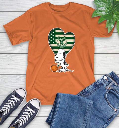 Milwaukee Bucks NBA Basketball The Peanuts Movie Adorable Snoopy T-Shirt 5