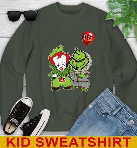 Cincinnati Bengals Baby Pennywise Grinch Christmas NFL Football Youth Sweatshirt 9