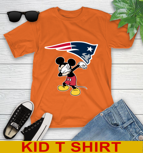 New England Patriots NFL Football Dabbing Mickey Disney Sports Youth T-Shirt 7