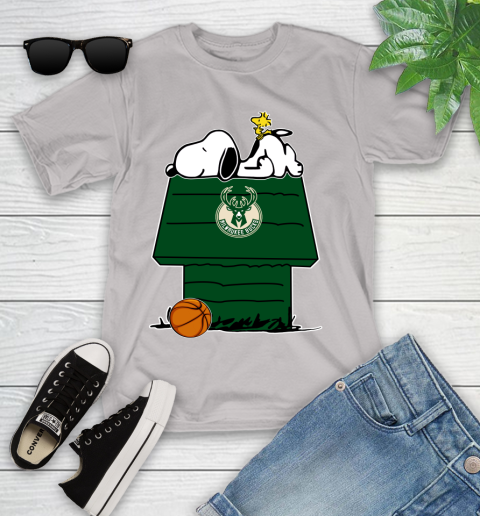 Milwaukee Bucks NBA Basketball Snoopy Woodstock The Peanuts Movie Youth T-Shirt 12