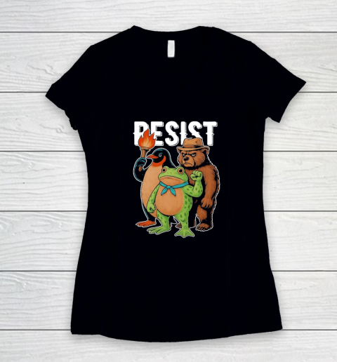 Portland Frog Protester Resist Animals Shirt Women's V-Neck T-Shirt