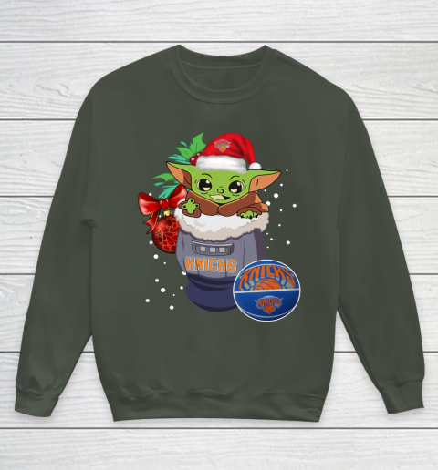 New York Knicks Christmas Baby Yoda Star Wars Funny Happy NBA Youth Sweatshirt 10