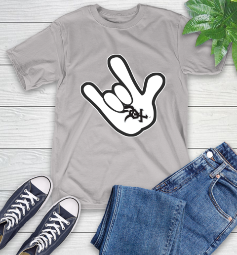 Chicago White Sox MLB Baseball Mickey Rock Hand Disney T-Shirt 12