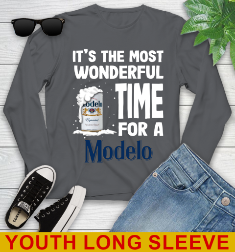 I't the most wonderful time for a Modelo Especial beer lovers 125