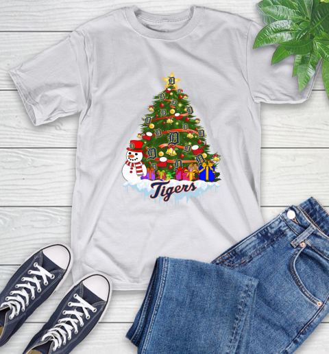 Detroit Tigers Merry Christmas MLB Baseball Sports T-Shirt 12