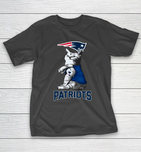NFL Football My Cat Loves New England Patriots T-Shirt