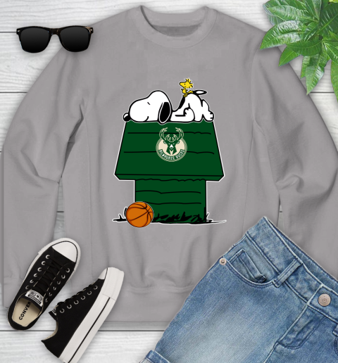 Milwaukee Bucks NBA Basketball Snoopy Woodstock The Peanuts Movie Youth Sweatshirt 4