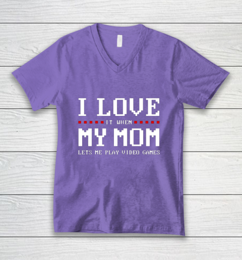 I Love My Mom T-Shirt Funny Teenager Gift Teen Boy Gamer I Love My Mom T-Shirt Funny Teenager Gift Teen Boy Gamer