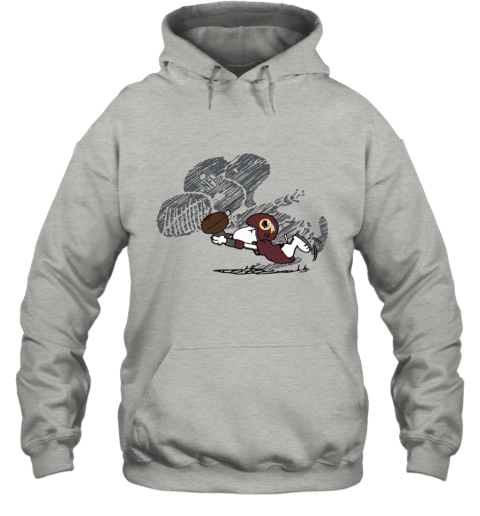 rwwk washington redskins snoopy plays the football game hoodie 23 front ash