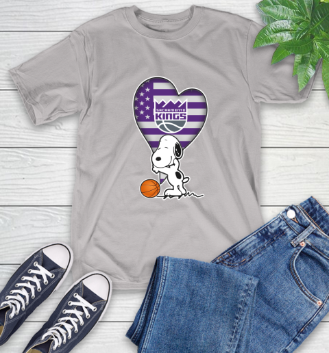 Sacramento Kings NBA Basketball The Peanuts Movie Adorable Snoopy T-Shirt 12