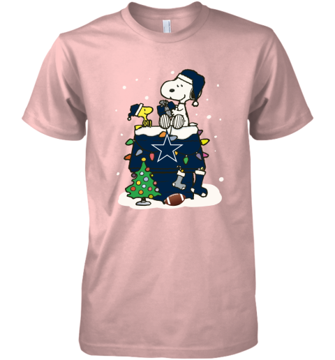 A Happy Christmas With Dallas Cowboys Snoopy Premium Men's T-Shirt