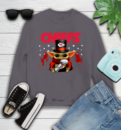 Super Bowl Baby Yoda Loves The Kansas City Chiefs Star Wars NFL Shirts 109