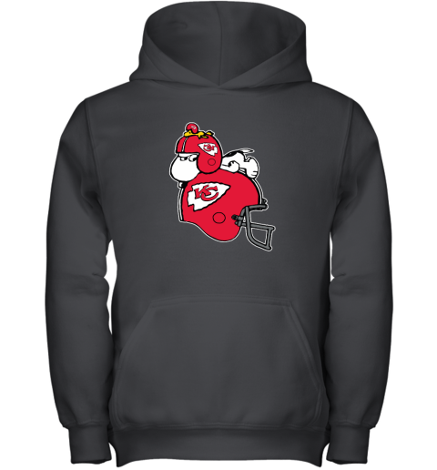 Snoopy And Woodstock Resting On Kansas City Chiefs Helmet Youth Hoodie