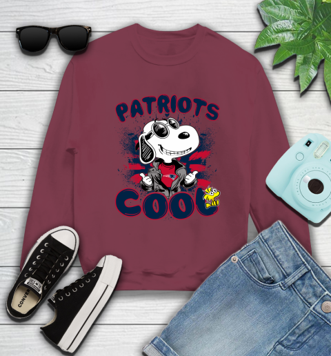 NFL Football New England Patriots Cool Snoopy Shirt Sweatshirt 5