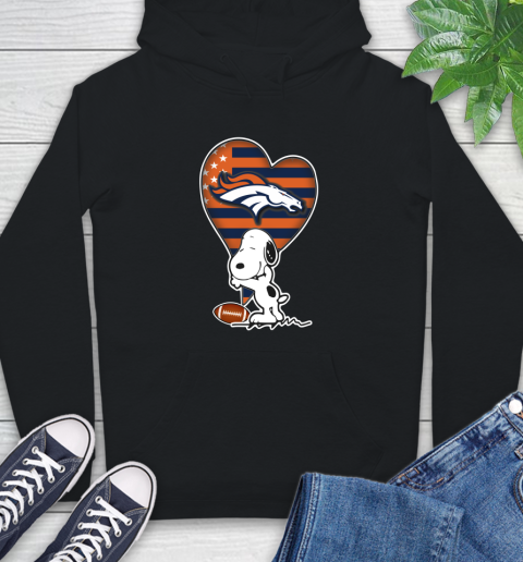 Denver Broncos NFL Football The Peanuts Movie Adorable Snoopy Hoodie 2