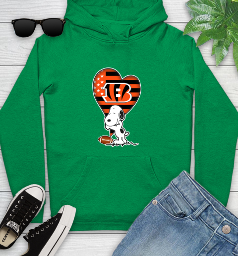 Cincinnati Bengals NFL Football The Peanuts Movie Adorable Snoopy Youth Hoodie 7