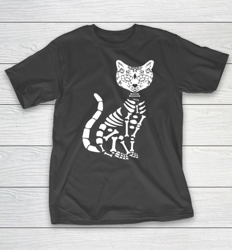 Halloween Shirt For Women and Men Halloween Shirt For Cat Skull T-Shirt