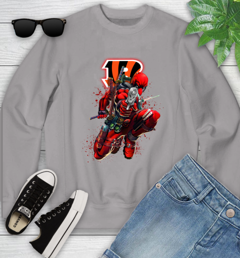 NFL Deadpool Marvel Comics Sports Football Cincinnati Bengals Youth Sweatshirt 4