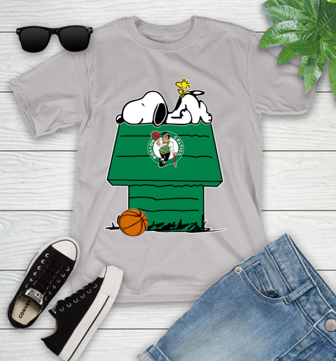 Boston Celtics NBA Basketball Snoopy Woodstock The Peanuts Movie Youth T-Shirt 12