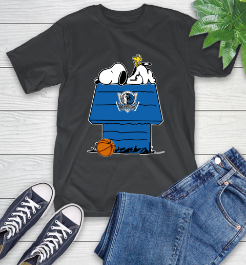 Dallas Mavericks NBA Basketball Snoopy Woodstock The Peanuts Movie T-Shirt 2