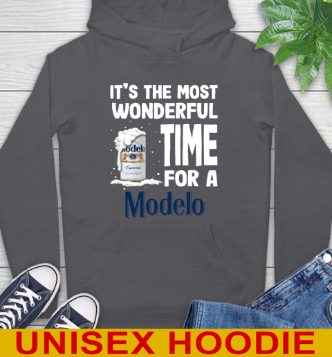 I't the most wonderful time for a Modelo Especial beer lovers 19