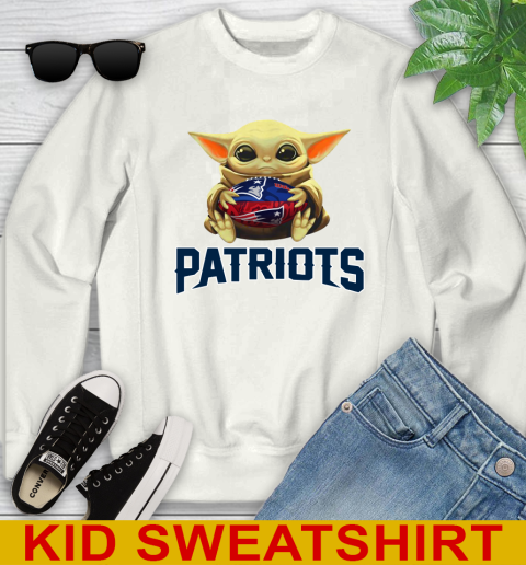 NFL Football New England Patriots Baby Yoda Star Wars Shirt Youth Sweatshirt