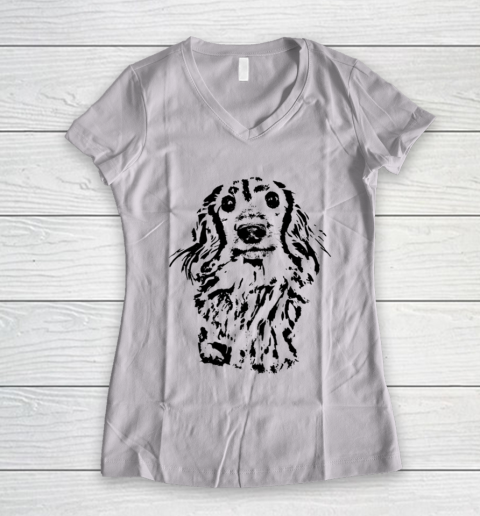 Dog Mom Shirt Long Hair Dachshund Cute Wiener Dog Lover Gift Doxie Mom Dad Women's V-Neck T-Shirt