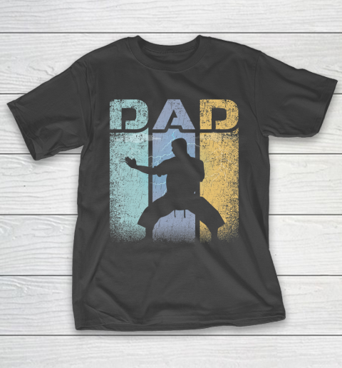 Father gift shirt Vintage Retro color Dad Judo Player man lovers sports T Shirt T-Shirt