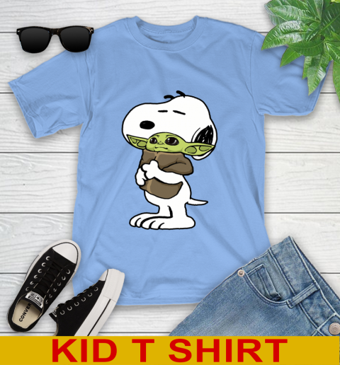 Snoopy Hugging Baby Yoda Shirt 111