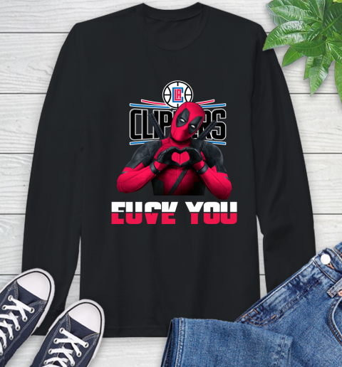 NBA LA Clippers Anh ấy ít tuổi hơn cô ấy Long Sleeve T-Shirt