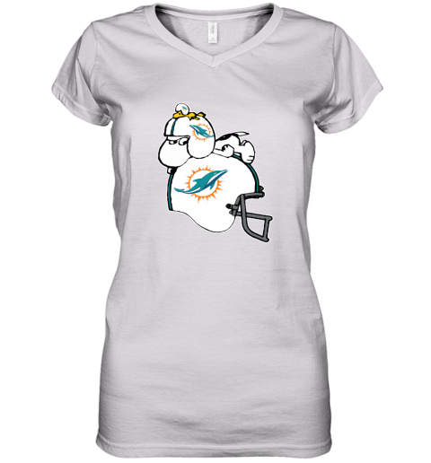 yl22 snoopy and woodstock resting on minami dolphins helmet women v neck t shirt 39 front white