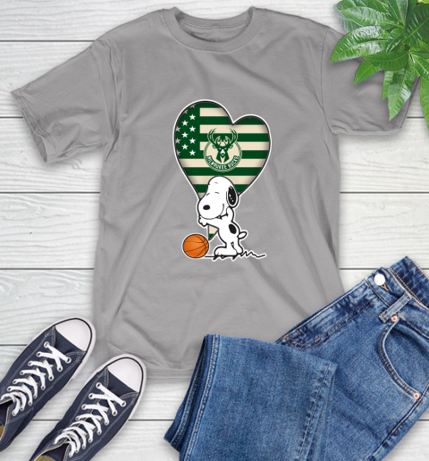 Milwaukee Bucks NBA Basketball The Peanuts Movie Adorable Snoopy T-Shirt 6