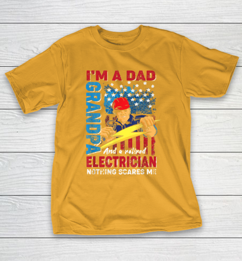 Im Dad Grandpa Retired Electrician Proud T-Shirt 2