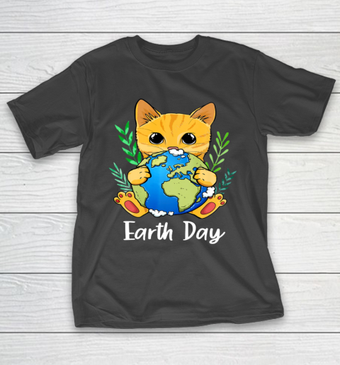 Happy Earth Day Shirt Cute Earth With Cat Earth Day 2021 T-Shirt