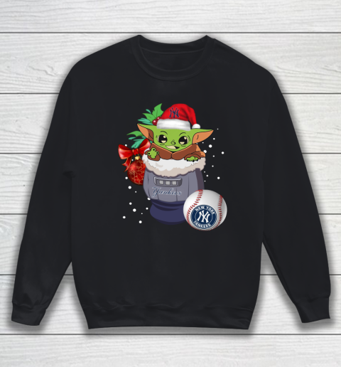 New York Yankees Christmas Baby Yoda Star Wars Funny Happy MLB Sweatshirt