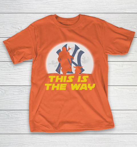 New York Yankees MLB Baseball Star Wars Yoda And Mandalorian This Is The  Way T-Shirt
