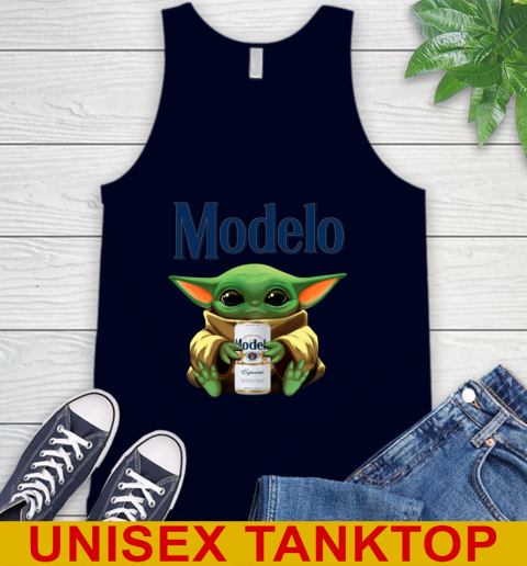 Star Wars Baby Yoda Hugs Modelo Especial Beer Shirt 72