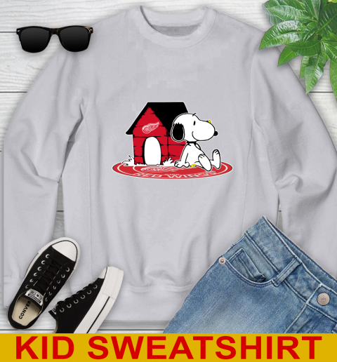 NHL Hockey Detroit Red Wings Snoopy The Peanuts Movie Shirt Youth Sweatshirt 4