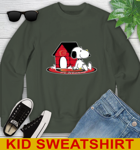 NHL Hockey Calgary Flames Snoopy The Peanuts Movie Shirt Youth Sweatshirt 9