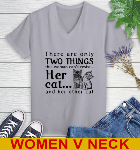 There are only two things this women can't resit her cat.. and cat 184