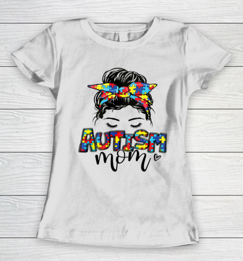 Autism Mom Messy Bun Hair Puzzle Mother s Day Funny Women's T-Shirt