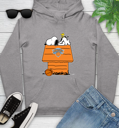 New York Knicks NBA Basketball Snoopy Woodstock The Peanuts Movie Youth Hoodie 6