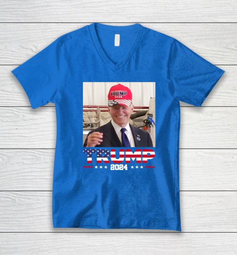 Joe biden Wearing A Trump Hat V-Neck T-Shirt 4
