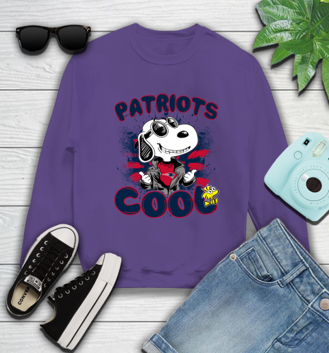 NFL Football New England Patriots Cool Snoopy Shirt Sweatshirt 4