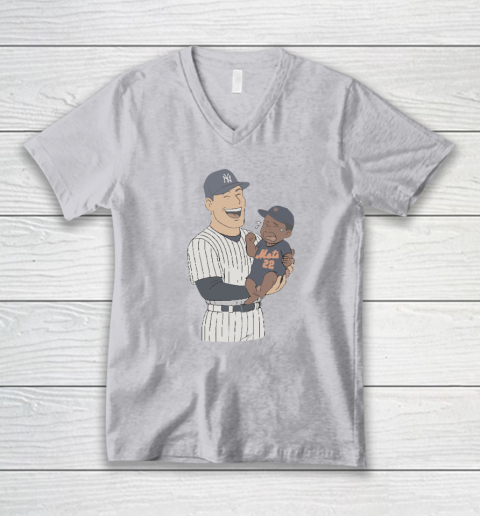Yankees Holding Crying Mets Baby V-Neck T-Shirt 2