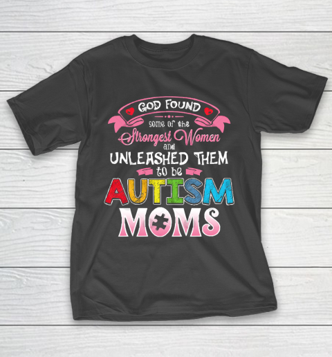 Mother's Day Funny Gift Ideas Apparel  Autism Awareness Novelty Gift Amazing Moms T Shirt T-Shirt