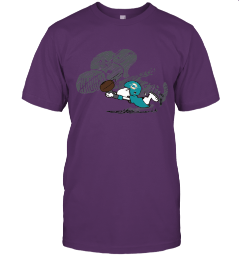 Miami Dolphins Snoopy Plays The Football Game Unisex Jersey Tee